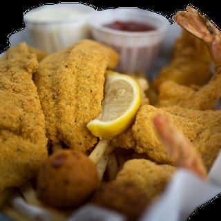Fried Seafood & Chicken Basket